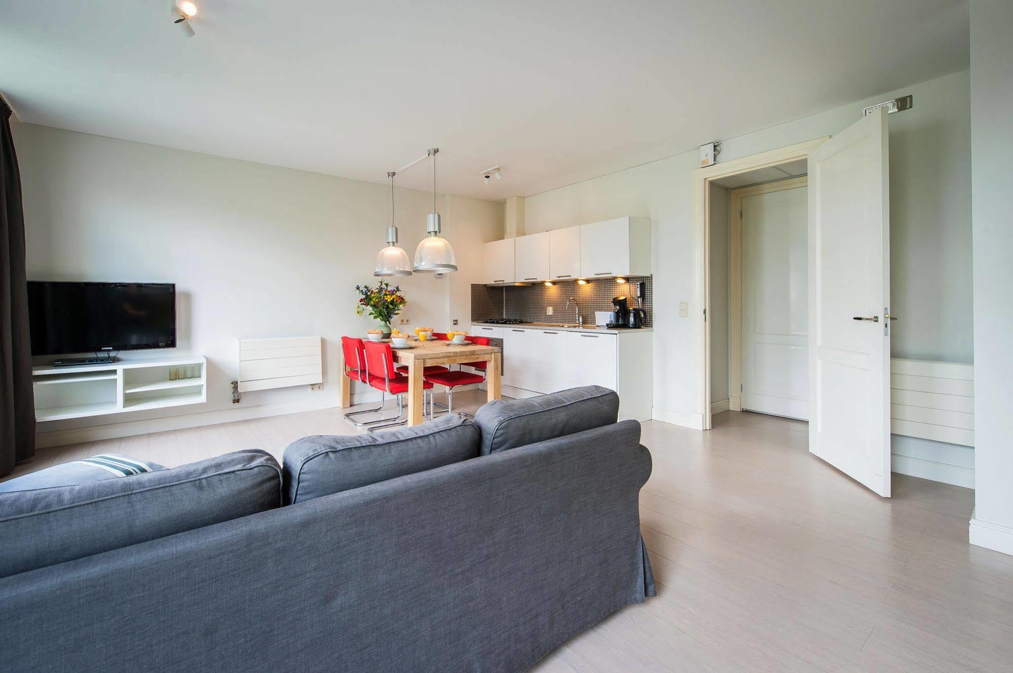 Short Stay Group Dapper Market Serviced Apartments Амстердам Екстериор снимка